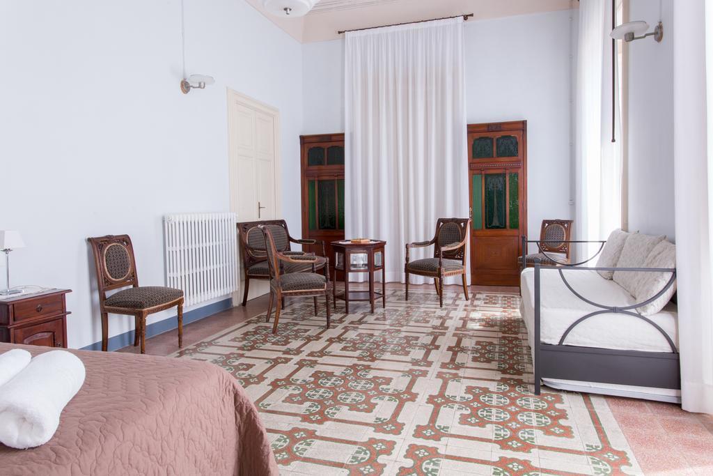 Palazzo Vallebona Gallipoli Exterior foto